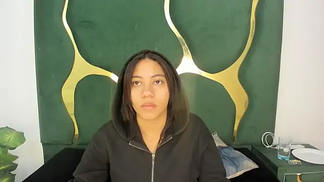Snapshot of Daphne_cuteht chatting on 04-22-26, 04:03 Daphne cuteht online show from 04-22-26, 04:03