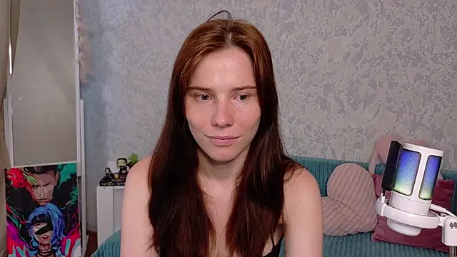 Snapshot of CleoBloom_ chatting on 07-19-26, 03:04 CleoBloom online show from 07-19-26, 03:04