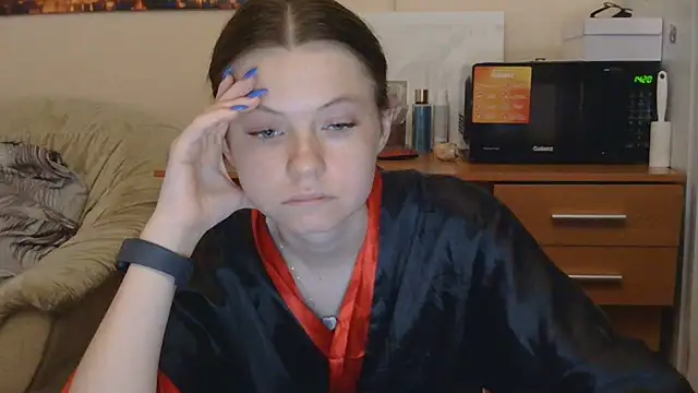 Snapshot of JessicaHolland1 chatting on 06-30-26, 05:46 JessicaHolland1 online show from 06-30-26, 05:46