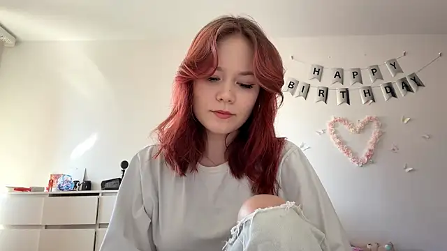 BernieceFender online show from 04-05-26, 09:05