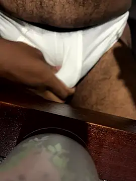 battmannn001 online show from 04-30-26, 07:54