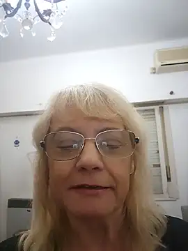 MatureElegantWidow online show from 05-11-26, 01:18