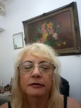 MatureElegantWidow online show from 04-13-26, 11:53