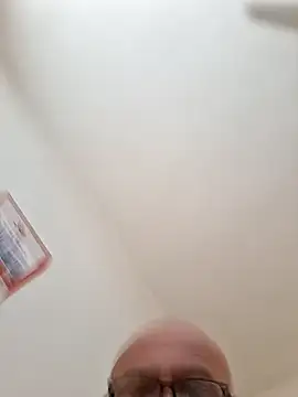 julenvcia online show from 04-13-26, 01:48