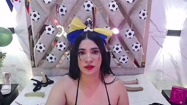 Snapshot of giselslut__ chatting on 06-27-26, 04:02 giselslut online show from 06-27-26, 04:02
