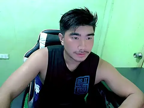 Hunkfireman online show from 07-18-26, 12:52