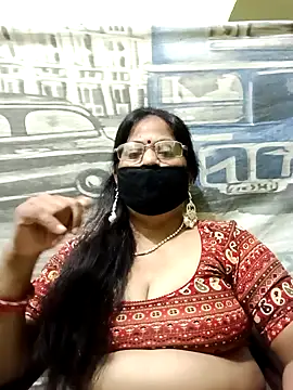 Snapshot of SEEMA_012 chatting on 04-19-26, 05:30 SEEMA 012 online show from 04-19-26, 05:30