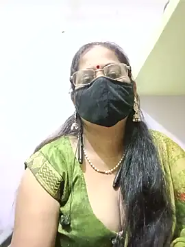 Snapshot of SEEMA_012 chatting on 05-23-26, 05:17 SEEMA 012 online show from 05-23-26, 05:17