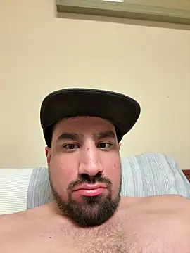 Snapshot of daddyking1013 chatting on 04-03-26, 04:52 daddyking1013 online show from 04-03-26, 04:52