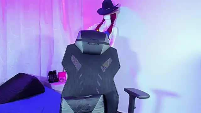 bunnykat  online show from 05-14-26, 09:28