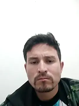 Snapshot of Joelcio19cm chatting on 04-20-26, 04:48 Joelcio19cm online show from 04-20-26, 04:48
