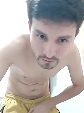 Snapshot of Joelcio19cm chatting on 05-02-26, 04:07 Joelcio19cm online show from 05-02-26, 04:07