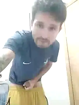 Snapshot of Joelcio19cm chatting on 05-03-26, 03:22 Joelcio19cm online show from 05-03-26, 03:22