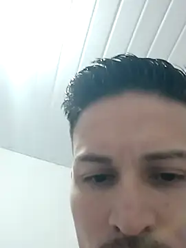 Snapshot of Joelcio19cm chatting on 05-08-26, 04:16 Joelcio19cm online show from 05-08-26, 04:16