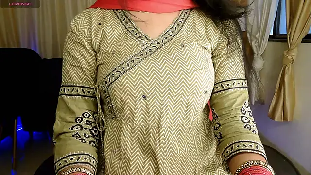 Snapshot of apsara_tanu chatting on 06-04-26, 02:16 apsara tanu online show from 06-04-26, 02:16