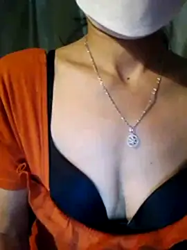 Mi-Tiffiny online show from 04-03-26, 03:29