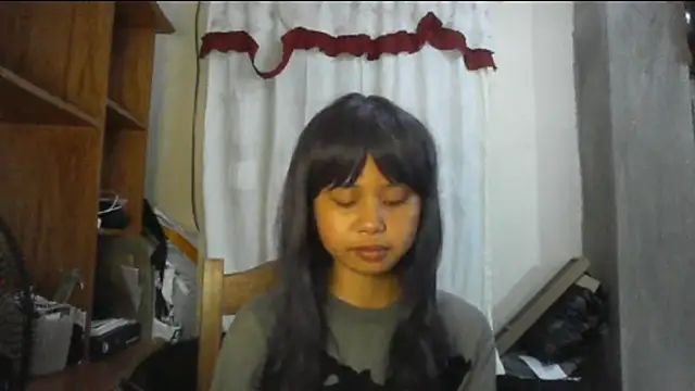 Snapshot of BethelScholnick chatting on 04-15-26, 11:38 BethelScholnick online show from 04-15-26, 11:38