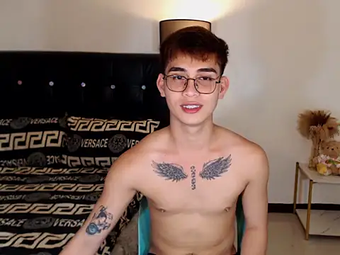 Snapshot of asianrimmerboy chatting on 04-03-26, 01:50 asianrimmerboy online show from 04-03-26, 01:50