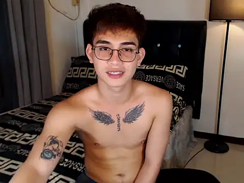 Snapshot of asianrimmerboy chatting on 04-06-26, 10:16 asianrimmerboy online show from 04-06-26, 10:16
