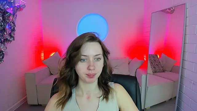 Snapshot of MeganClapp chatting on 05-08-26, 05:22 MeganClapp online show from 05-08-26, 05:22