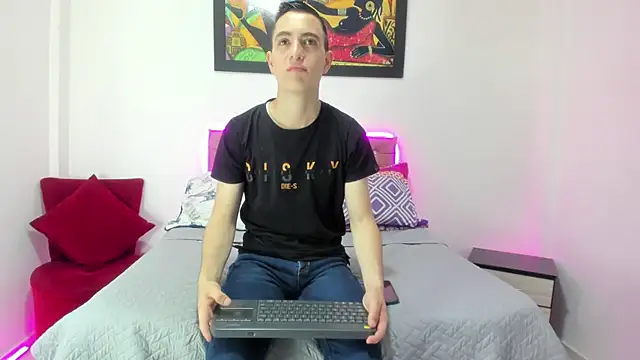 Tatan Cooper online show from 04-04-26, 01:34