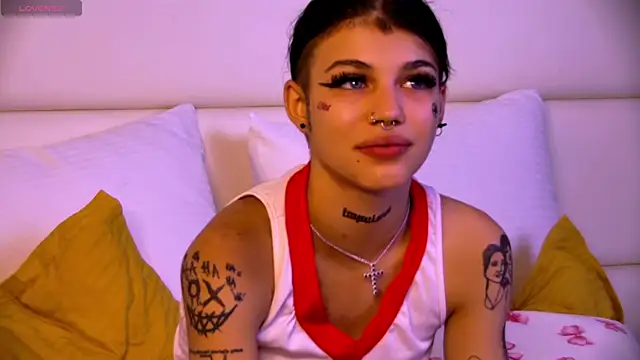 YasminnStorm online show from 06-02-26, 04:12