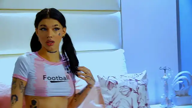 YasminnStorm online show from 04-16-26, 04:35