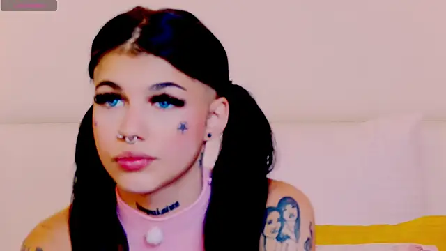 YasminnStorm online show from 07-06-26, 04:30