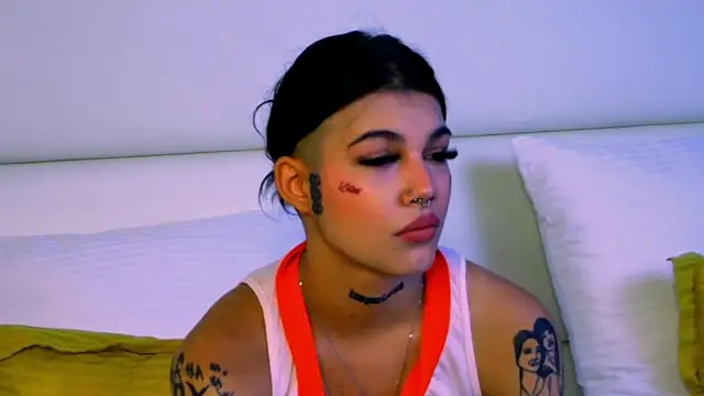 YasminnStorm online show from 06-16-26, 04:23