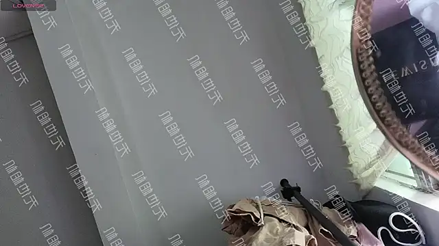 Elio-0403 online show from 04-15-26, 07:47