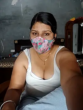 Snapshot of Riyashrma001 chatting on 05-02-26, 05:40 Riyashrma001 online show from 05-02-26, 05:40