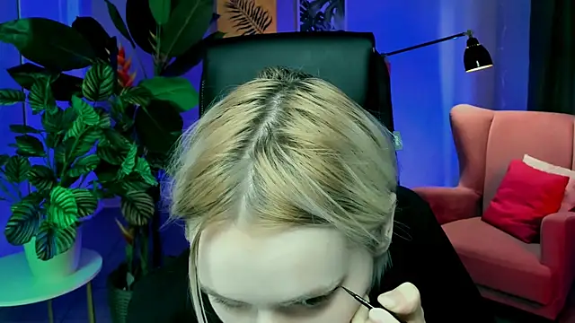 MicheleMarsh online show from 04-04-26, 11:17