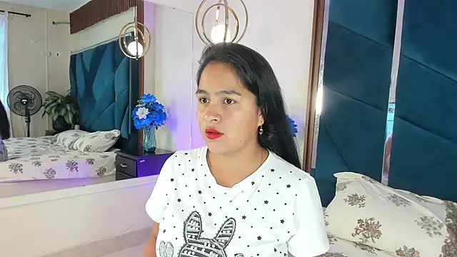 AprilMiiller online show from 04-30-26, 01:51