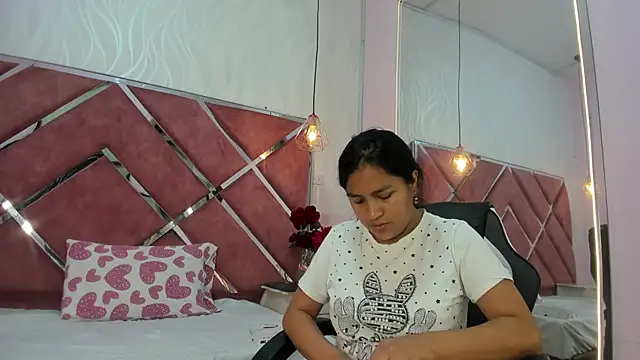 AprilMiiller online show from 05-21-26, 12:57