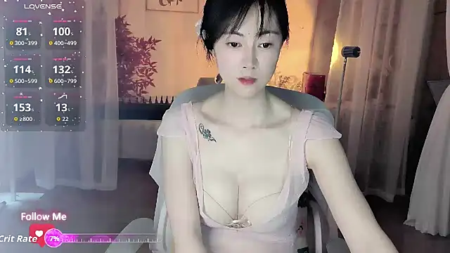 Snapshot of noomi-1111 chatting on 05-21-26, 05:27 noomi-1111 online show from 05-21-26, 05:27