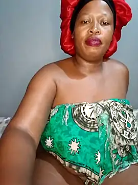 Snapshot of supersexy34 chatting on 04-25-26, 02:36 supersexy34 online show from 04-25-26, 02:36