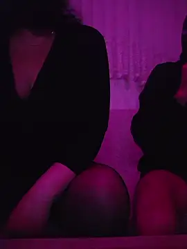 Snapshot of izmirlikeko chatting on 04-03-26, 08:26 izmirlikeko online show from 04-03-26, 08:26