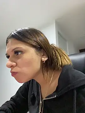 Alison parkerrr online show from 04-06-26, 04:46