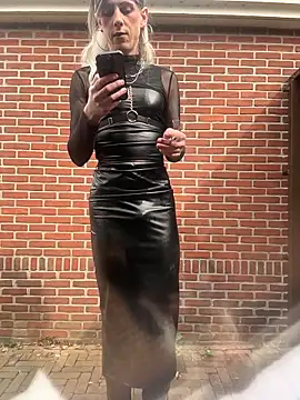 michelle310 online show from 04-12-26, 01:25