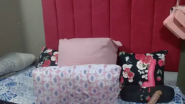 Snapshot of PinkyxGodess chatting on 05-17-26, 01:38 PinkyxGodess online show from 05-17-26, 01:38