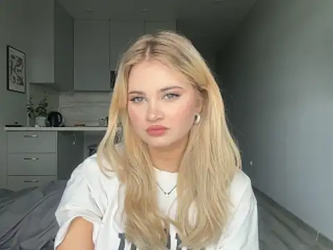 Snapshot of kirtova_ chatting on 05-31-26, 11:16 kirtova online show from 05-31-26, 11:16