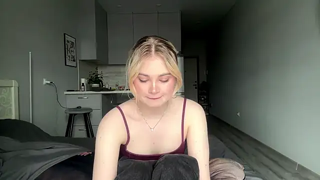 kirtova  online show from 04-28-26, 11:25