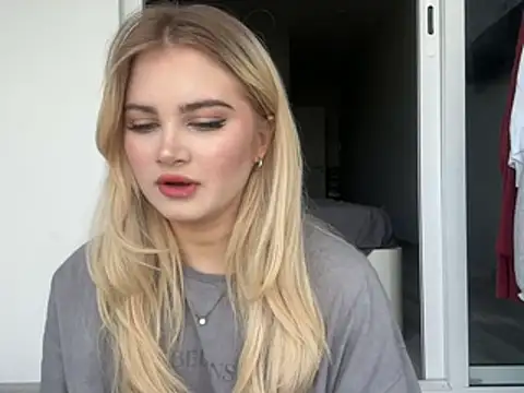 Snapshot of kirtova_ chatting on 06-01-26, 11:54 kirtova online show from 06-01-26, 11:54