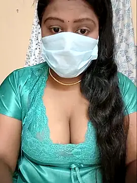 Romantic Woman online show from 04-21-26, 01:50