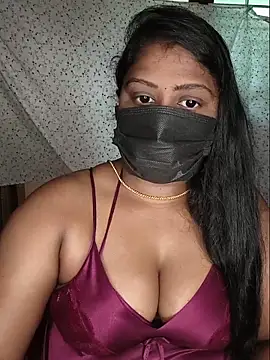 Romantic Woman online show from 05-16-26, 06:34