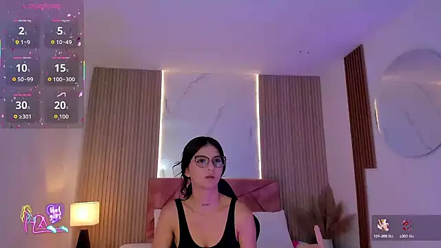 Snapshot of clairemillerx chatting on 05-30-26, 02:34 clairemillerx online show from 05-30-26, 02:34