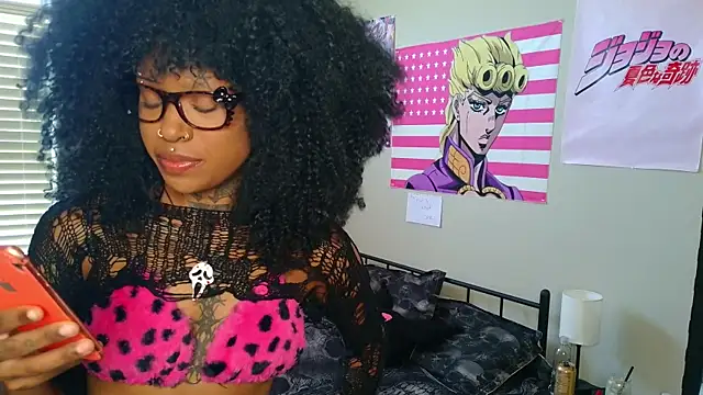 Snapshot of spookiebaddie chatting on 04-16-26, 06:08 spookiebaddie online show from 04-16-26, 06:08
