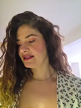 Snapshot of CelineBoyer_ chatting on 07-18-26, 06:27 CelineBoyer online show from 07-18-26, 06:27
