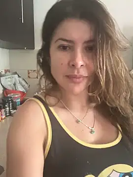 DivvaOficiall1 online show from 04-04-26, 04:02