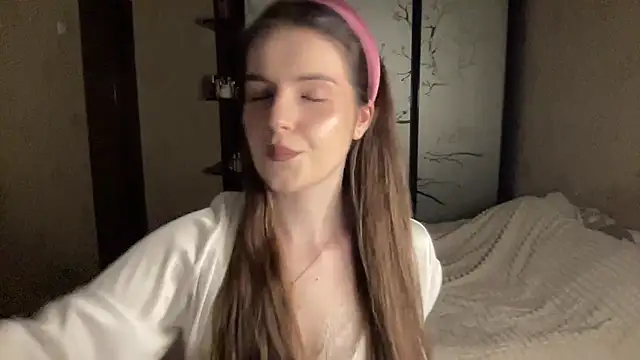 Snapshot of Oleksiiss chatting on 04-28-26, 07:18 Oleksiiss online show from 04-28-26, 07:18